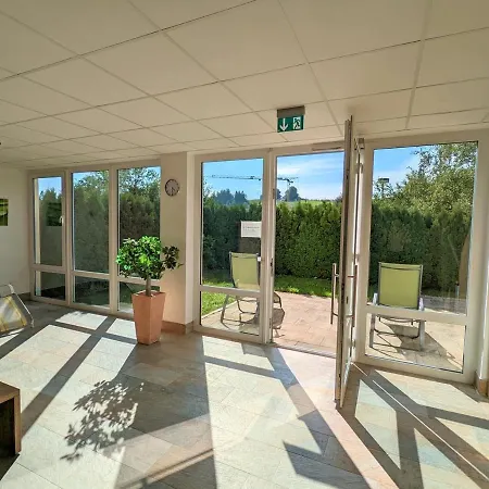 Bergoase Mit Pool & Sauna Apartment