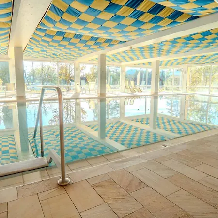 Bergoase Mit Pool & Sauna شقة
